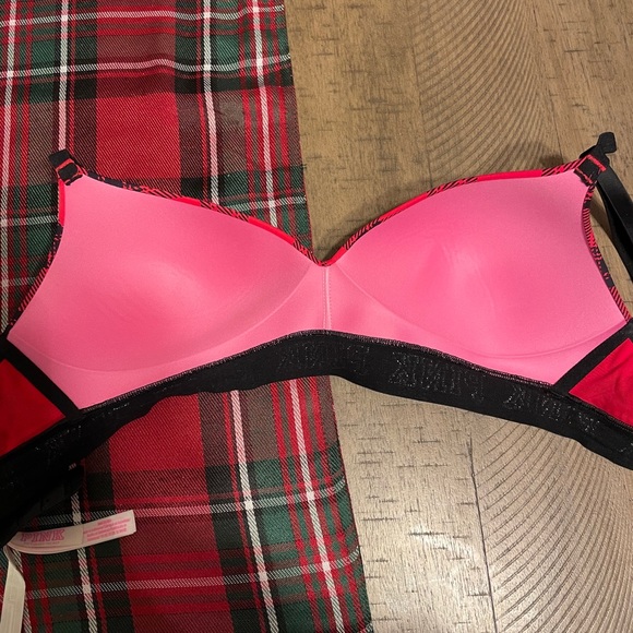 Pink Bra - Picture 5 of 5